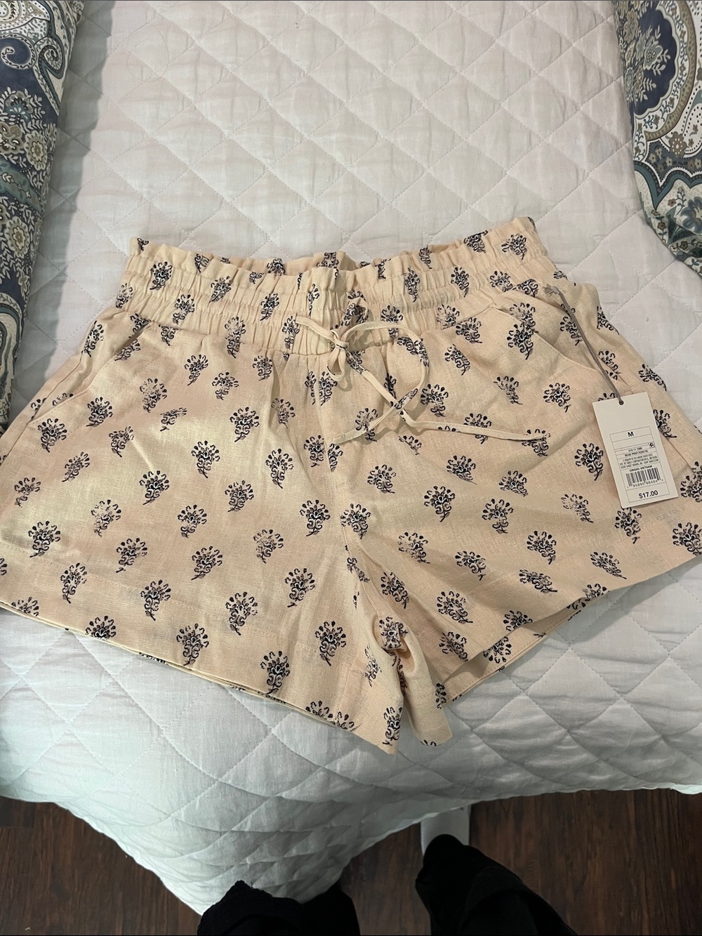 a new day Beige Floral Print High-Waist Drawstring Shorts